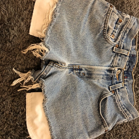Levi’s shorts - Picture 6 of 7